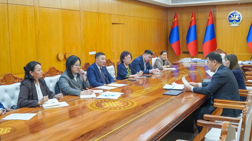 ЛАБОРАТОРИУДЫН ТОГТОЛЦООГ ШИНЭЧЛЭХЭД ТӨР, ХУВИЙН ХЭВШИЛ ХАМТАРЧ АЖИЛЛАНА